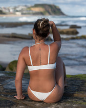 Ribbed bikini top white