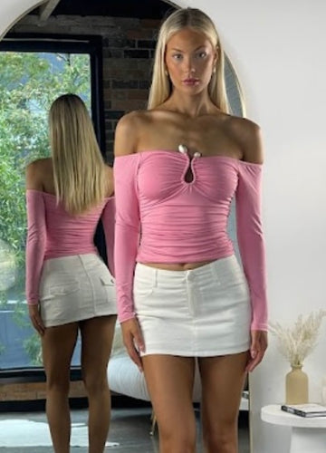Pink rock top off the shoulders with middle bone support